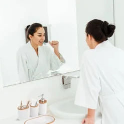 4pc Naomi Resin Paint Coated Bath Accessory Set Black - KRALIX